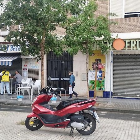 Apartamento Luminoso y cómodo Sevilha Exterior foto