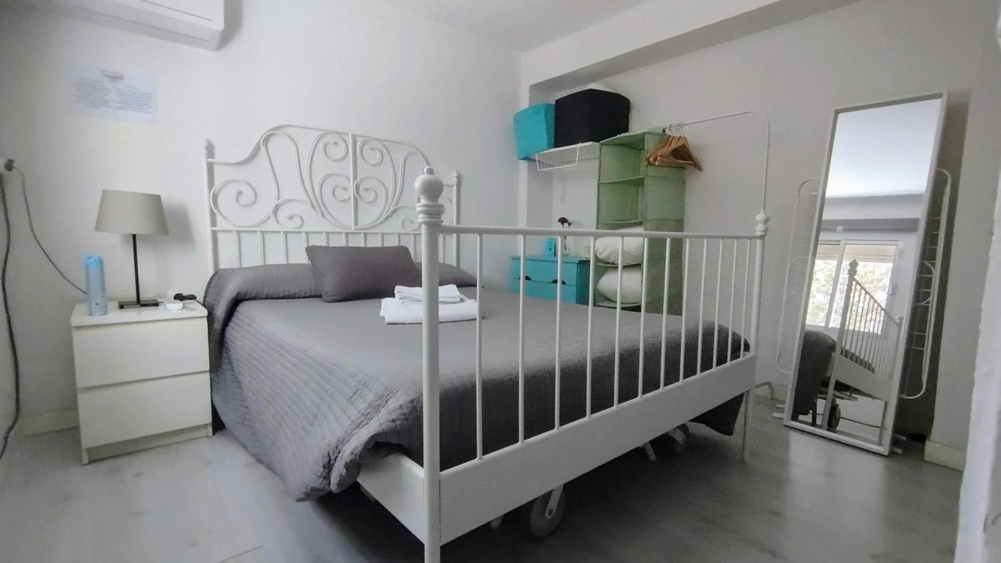 Apartamento Luminoso y cómodo Sevilha Exterior foto